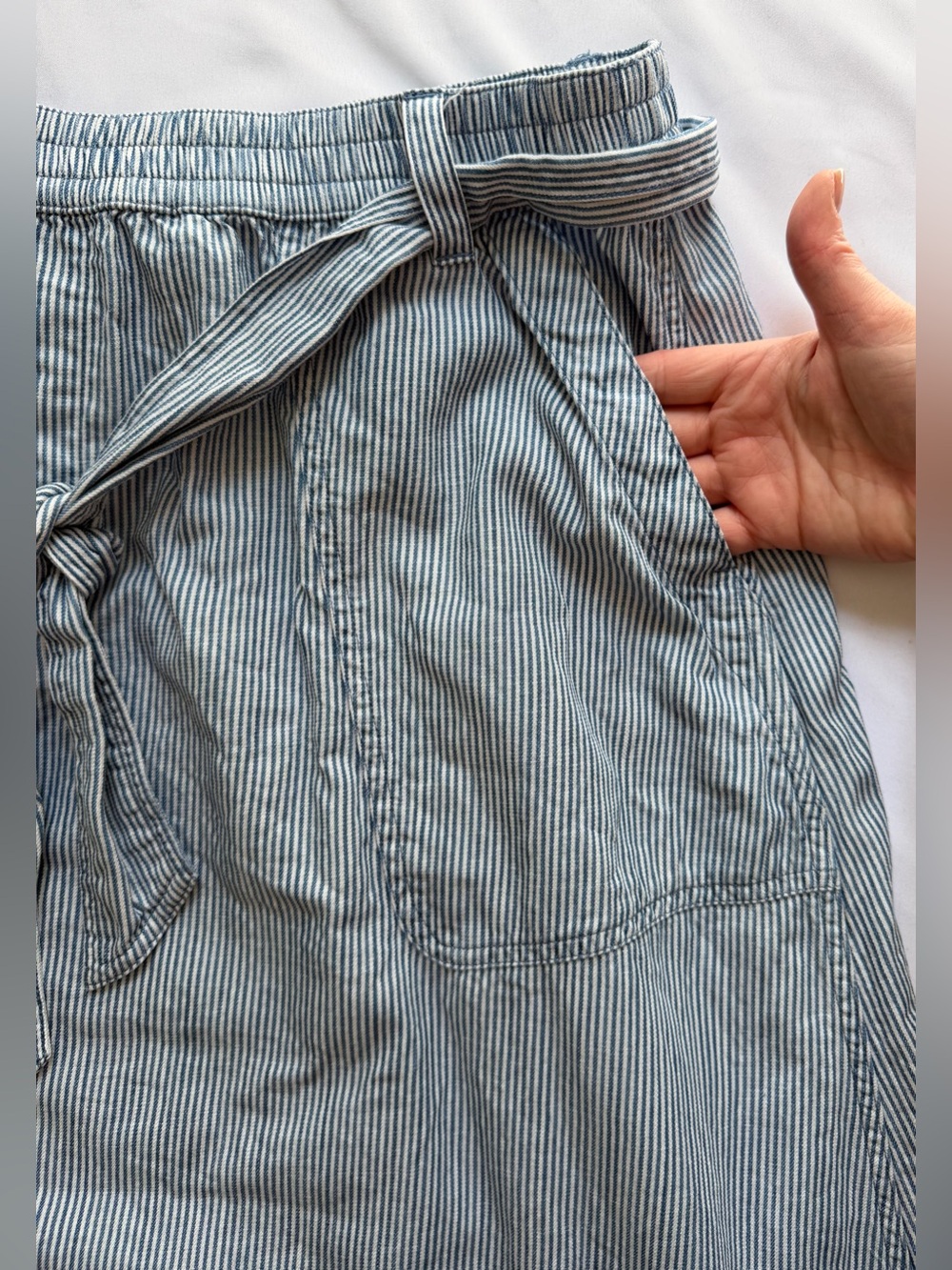 Lands’ End Womens Skirt Midi Large Pull On Fabric Belt Blue White Stripe Pockets - Picture 6 of 13